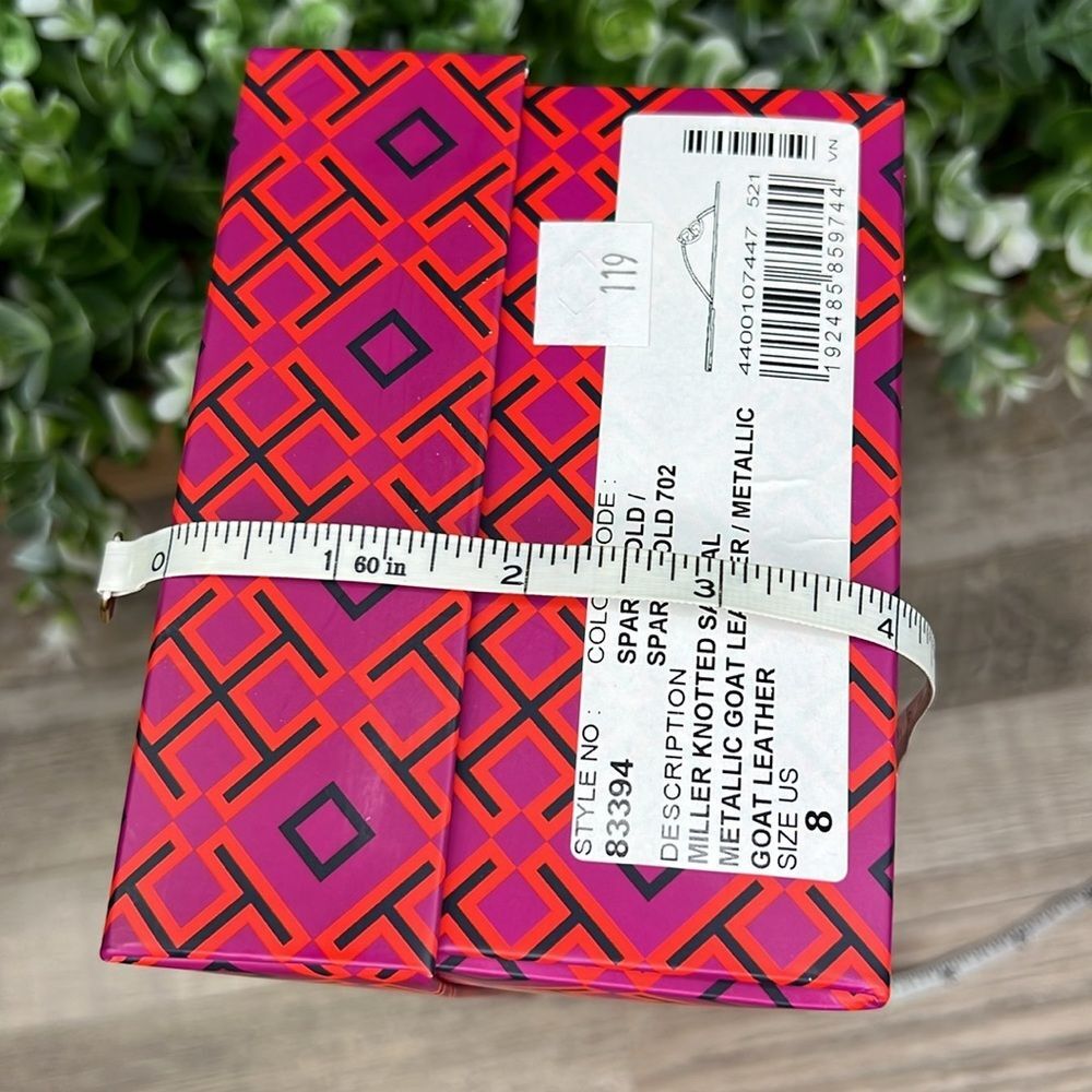 Tory Burch Shoe Box with Tissue Paper Gift Box / Decor - Picture 12 of 12